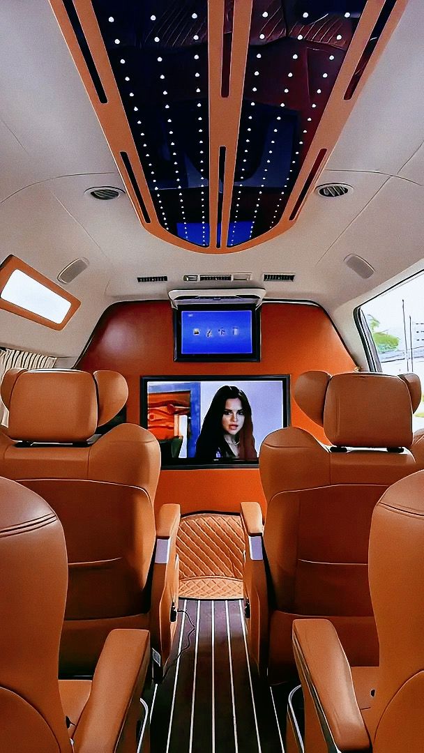 Intercity Full-Day-6 Seater photo