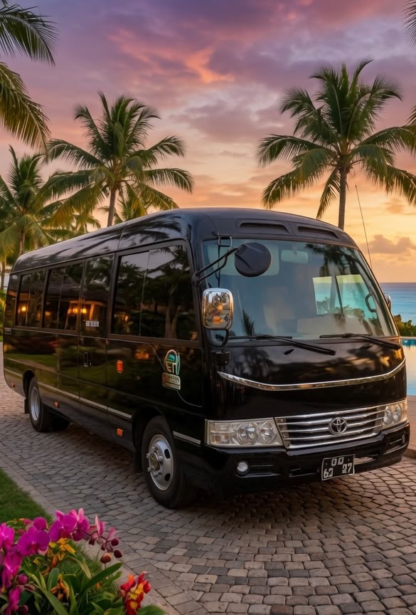 16 Seater CGH Luxury Bus